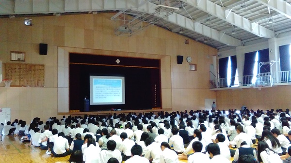 八王子北高校法律教室KIMG0047.JPG