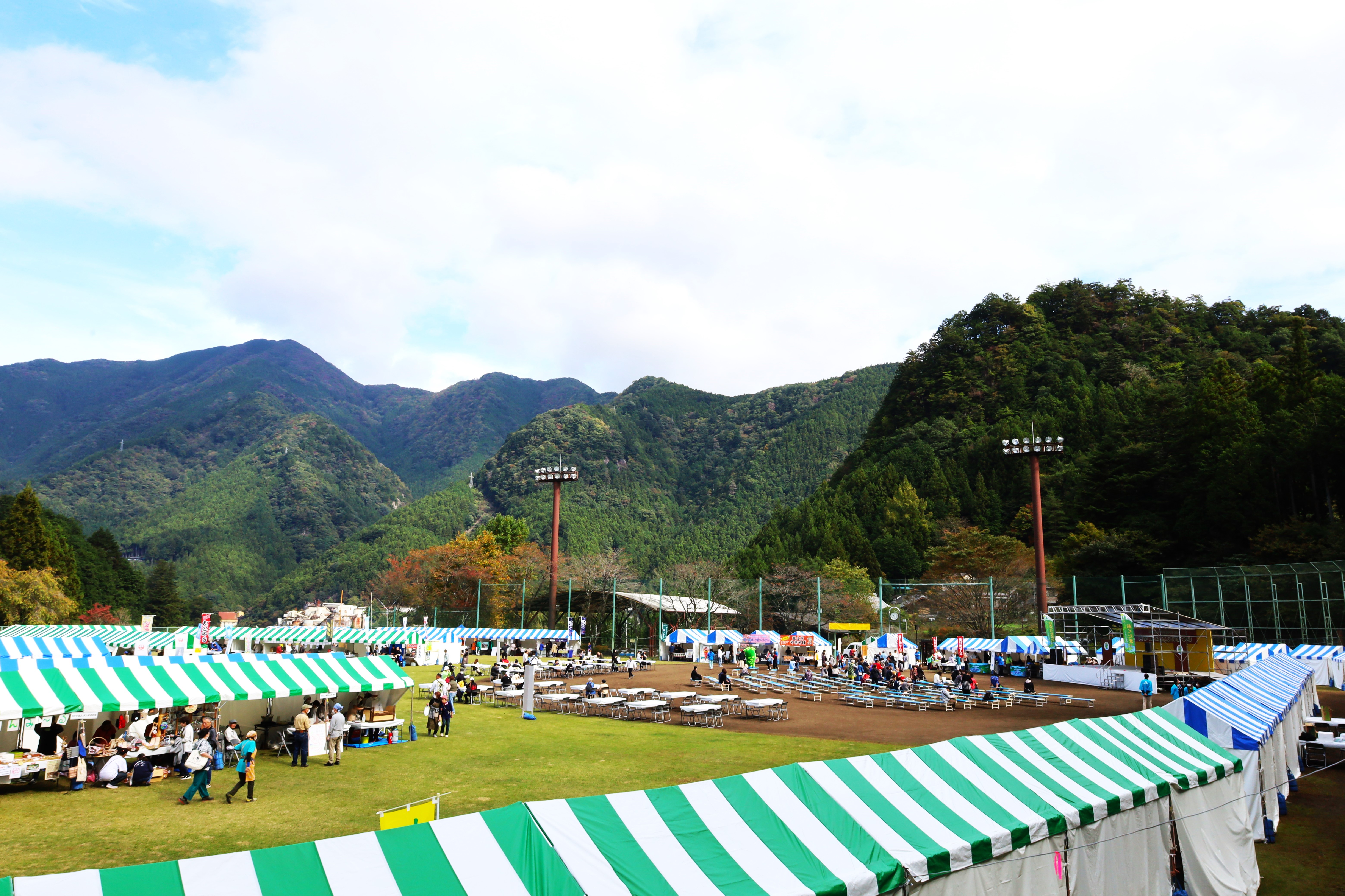 ①会場全景.JPG